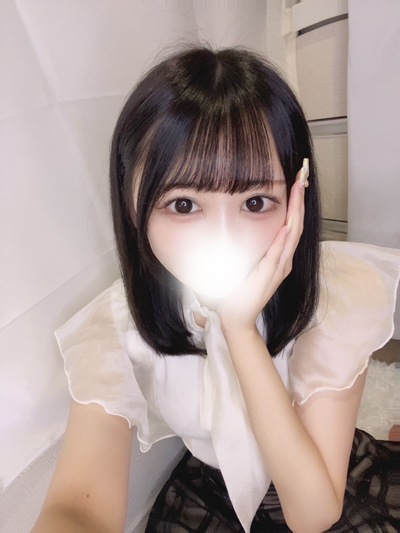 ななせ 黒髪清楚アイドル系女子大生(おすすめ)さんの写真